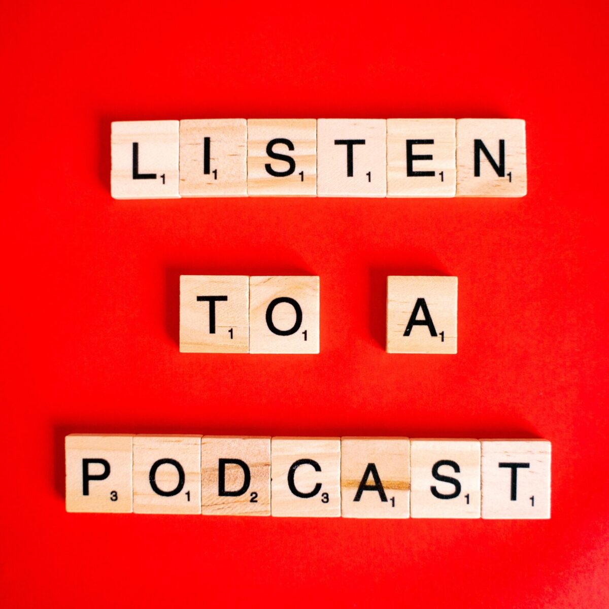 Marketing your podcast to get listeners tuning in.